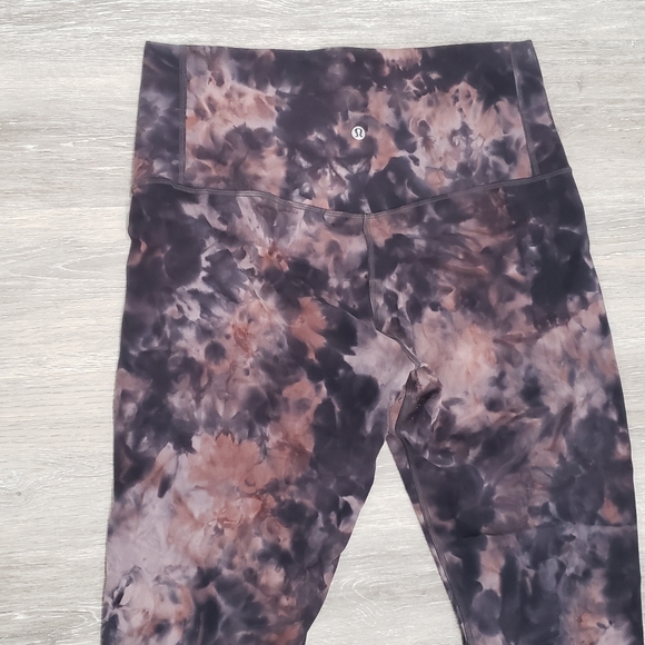 Lululemon Unlimit High-Rise Tight 25" Keyhole Diamond Dye Graphite Grey Pink - Picture 9 of 16
